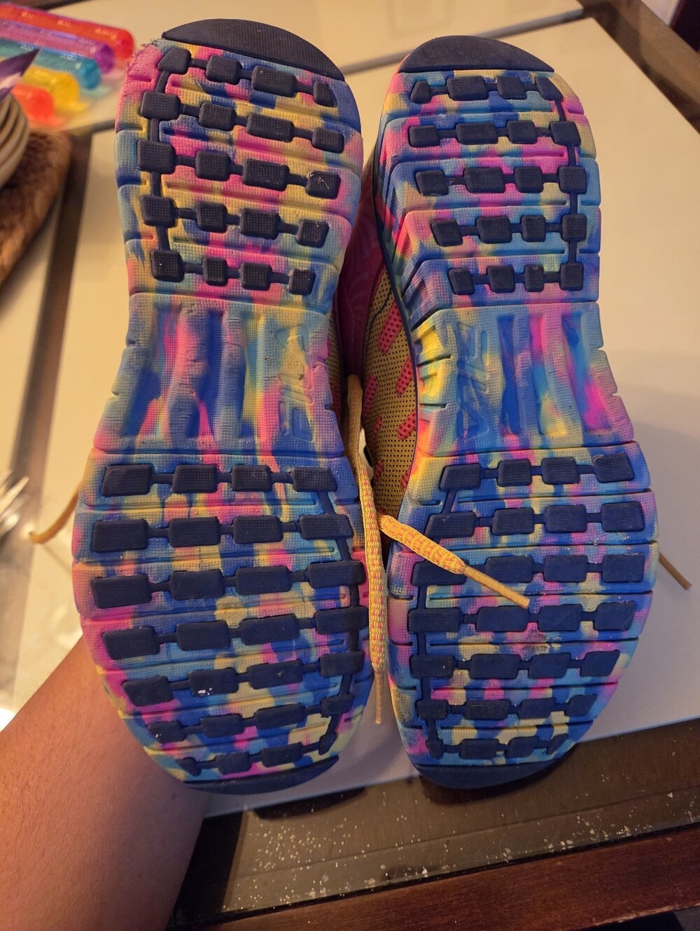 FILA tennis Shoes - Picture 6 of 10